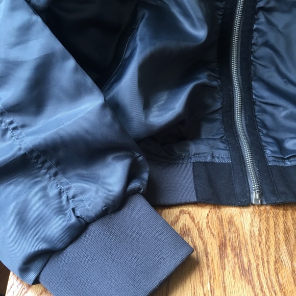 EUC Linea Pelle Green Bomber Jacket Women’s Large - Picture 4 of 13